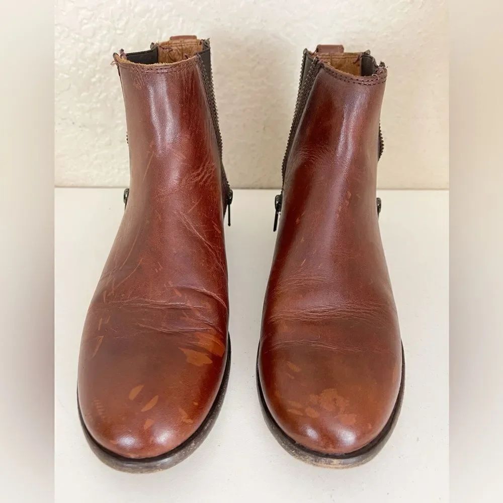 Frye Carly Chelsea Western distressed Bootie in brown with exposed zipper 8 - Picture 4 of 13